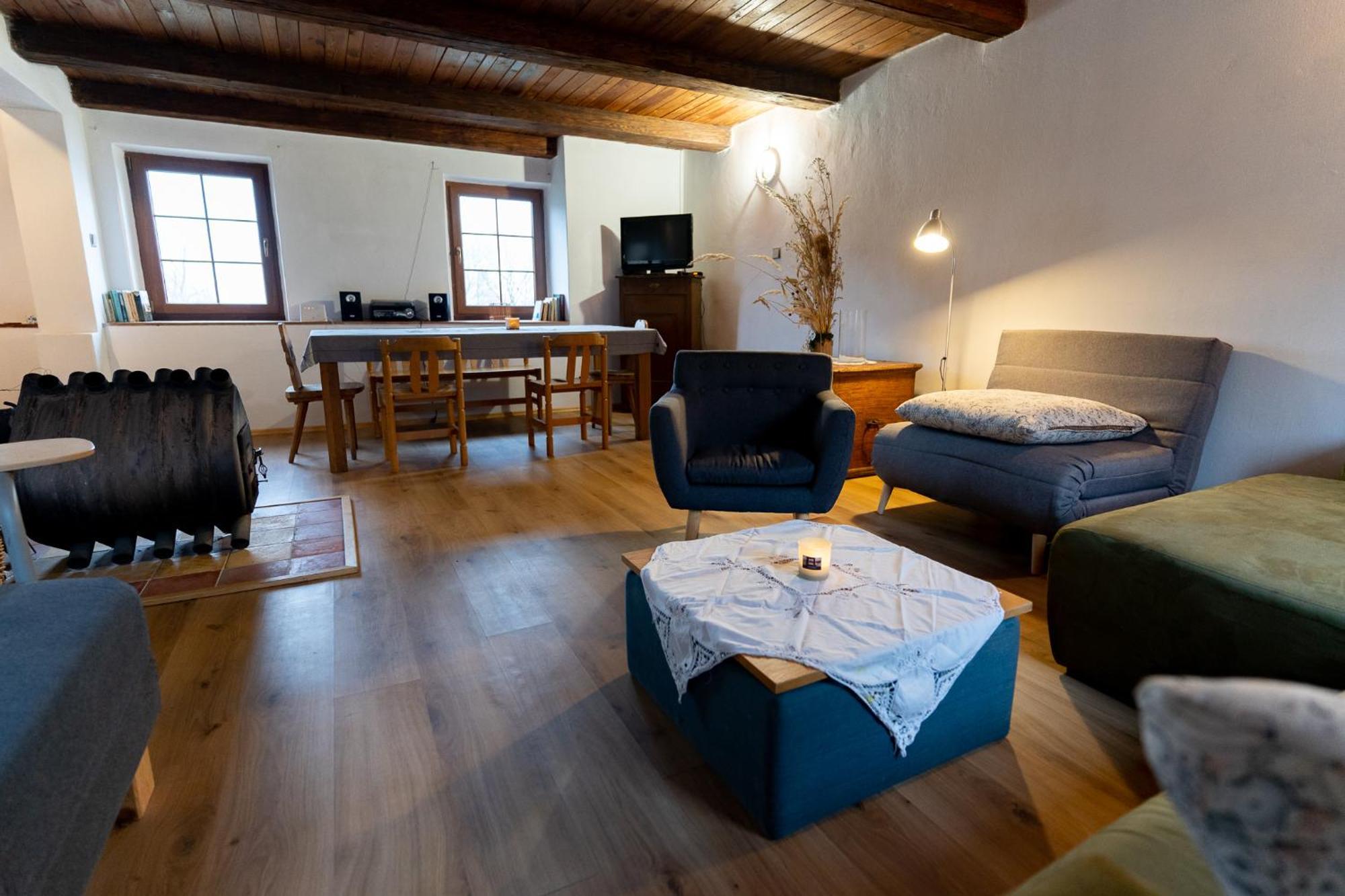 Poklidna Holiday home *